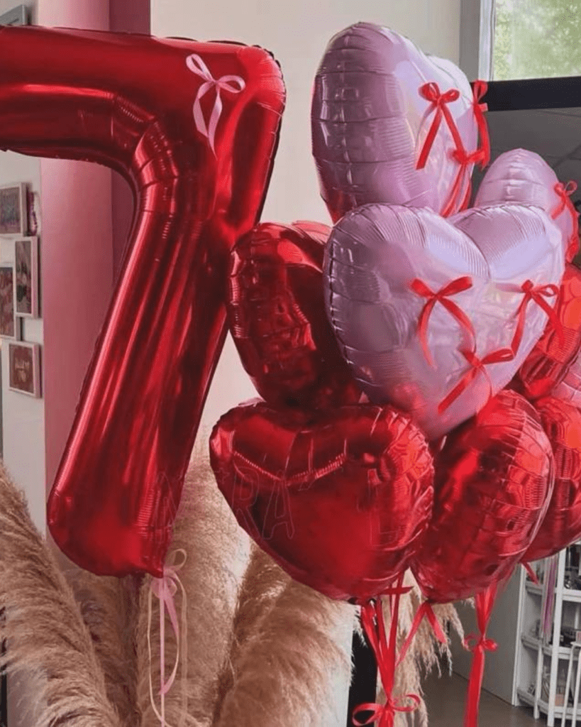 balloon bow